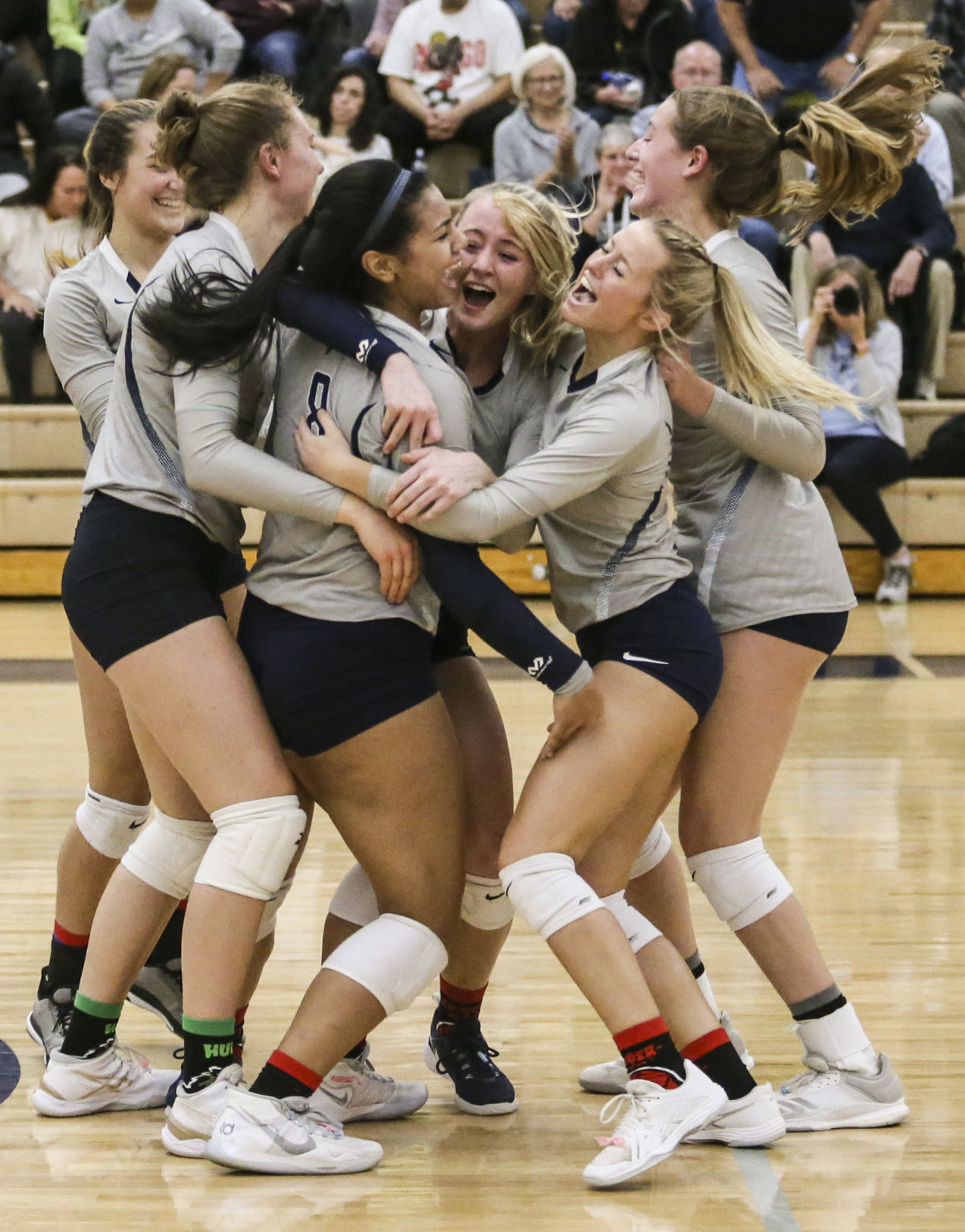110419-qct-spt-bett-pv-vball-04.jpg